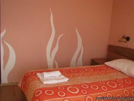 Villa Cezar Kaštel Lukšić Habitación foto