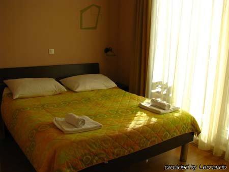 Villa Cezar Kaštel Lukšić Habitación foto